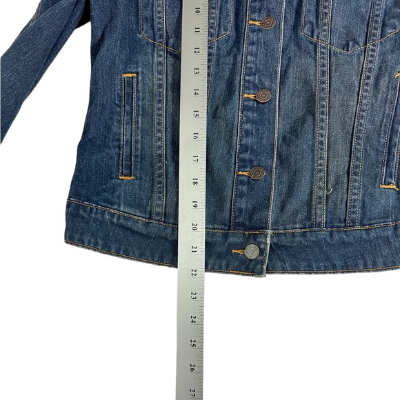 Classic Levi’s Jean Jacket Small, Trucker Jean Jacket - Picture 9 of 10